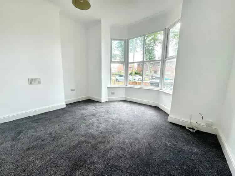One Bedroom Flat near Hessle Road