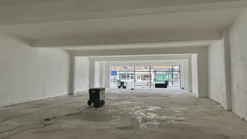 Dunstable Town Centre Shop - High Street North
