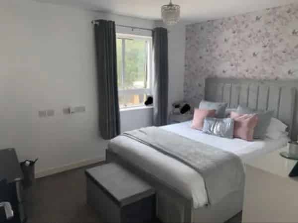 2 Double Bedroom Flat Near Bostall Woods