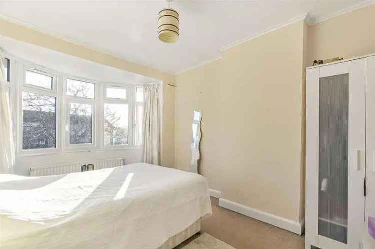 3 Bed House for Sale near Chingford Mount