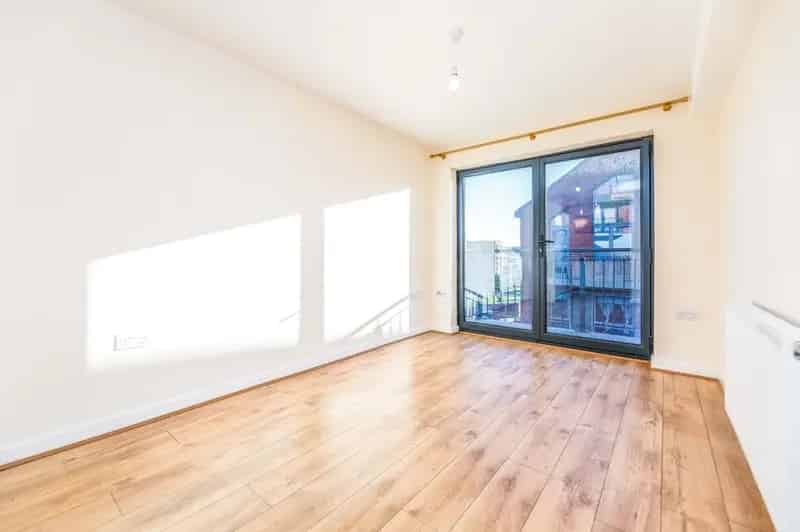 1 Bedroom Flat for Sale Sheffield S3 Investment Property