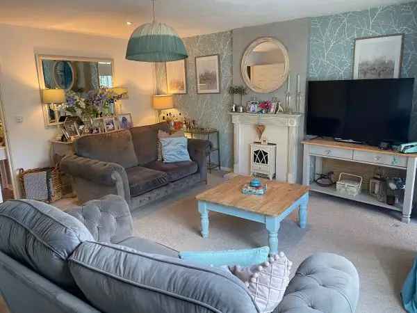 House For Rent in Waverley, England