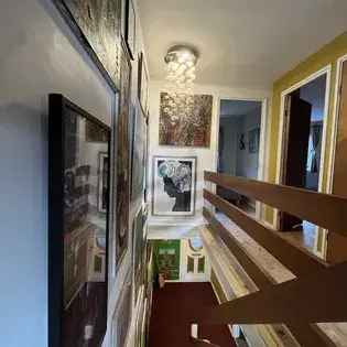 3 Room House 40m2 Near West End London