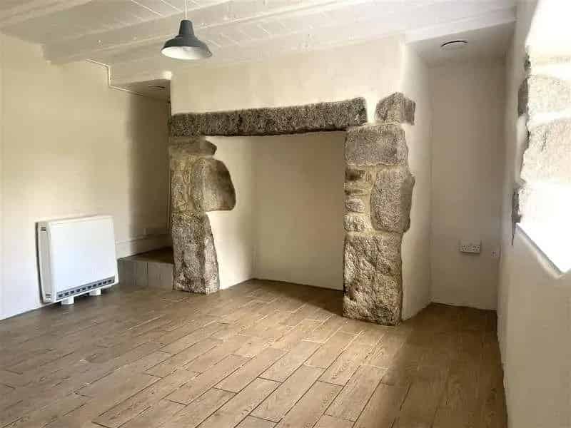 2 Bed Character Cottage for Sale