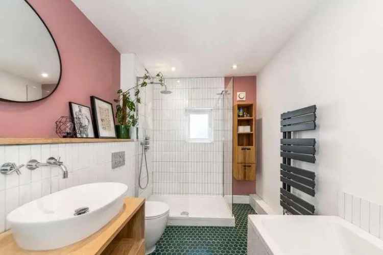 1 Bed Flat for Sale Near Queens Road Peckham