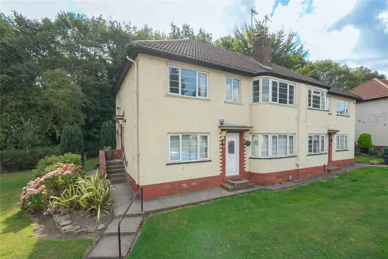 Flat For Sale , Leeds, England
