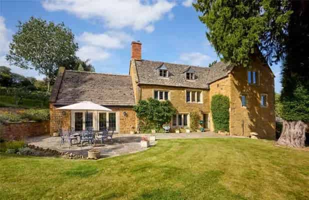Grade II Listed 5 Bedroom House with 2 Acres