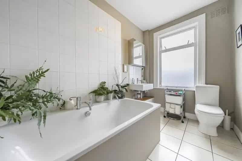 Three Double Bedroom Family Home Furzedown