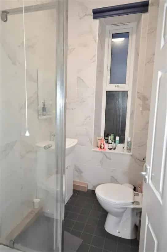 7 Bed House Near University of Sheffield - High Rental Income