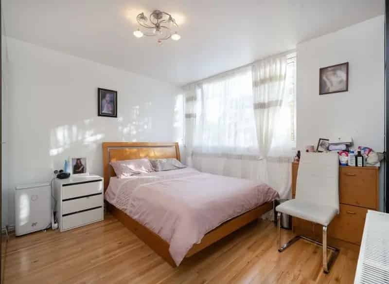 Two Double Bedroom Split Level Property Near Islington Camden Tufnell Park