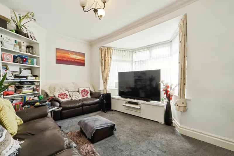 House For Sale , Leeds, England