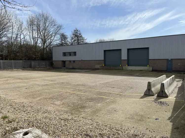 Industrial Warehouse Unit to Let Near M27 J3