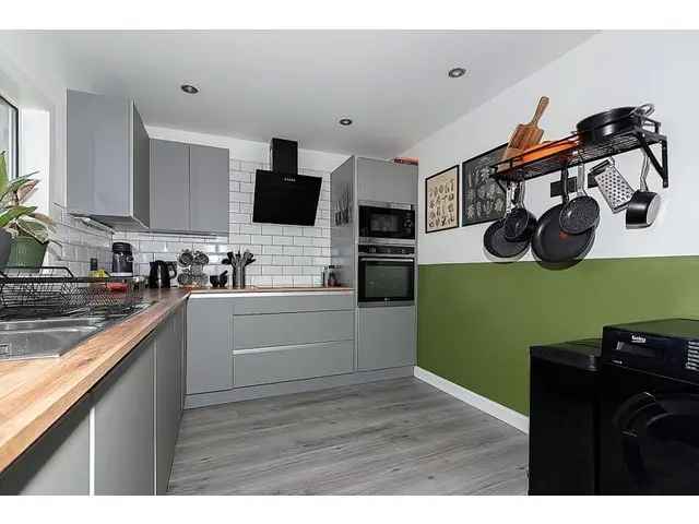 3 Bedroom Terraced House for Sale in Dalkeith