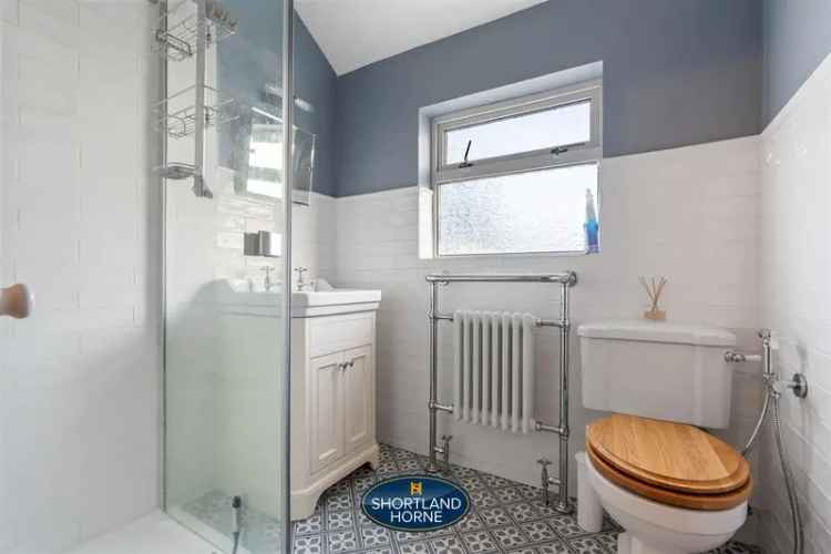 3 Bedroom End Terrace House to Rent