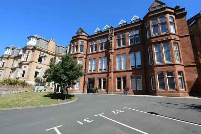 Flat to rent in Victoria Crescent Road, Glasgow, Glasgow City G12