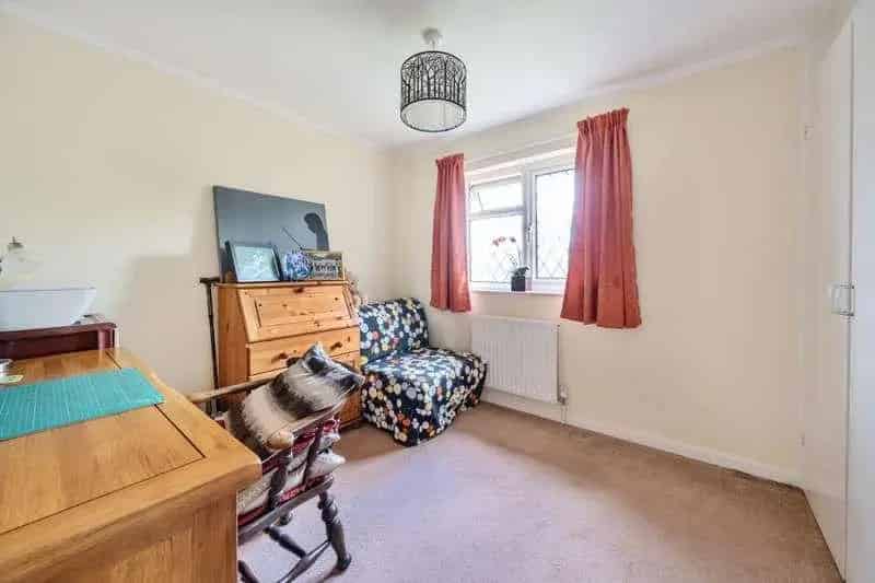 4 Bed House for Sale in Cox Green Maidenhead