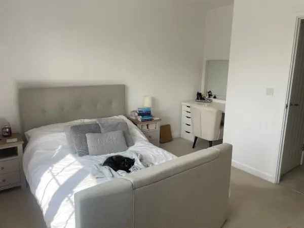 House For Rent in Horsham, England