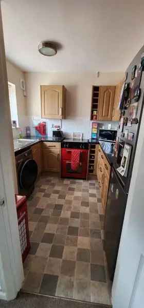 Flat For Rent in Teignbridge, England