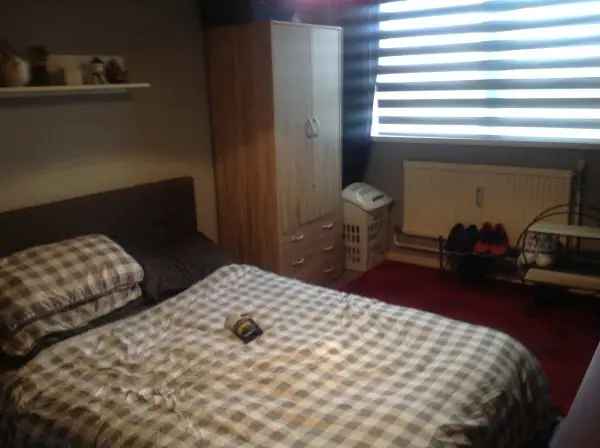 Flat For Rent in Bristol, England