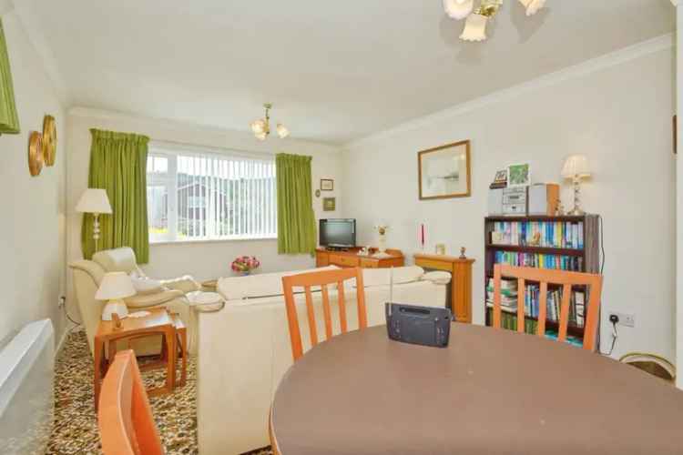 Two Bedroom Detached Bungalow with Stunning Views