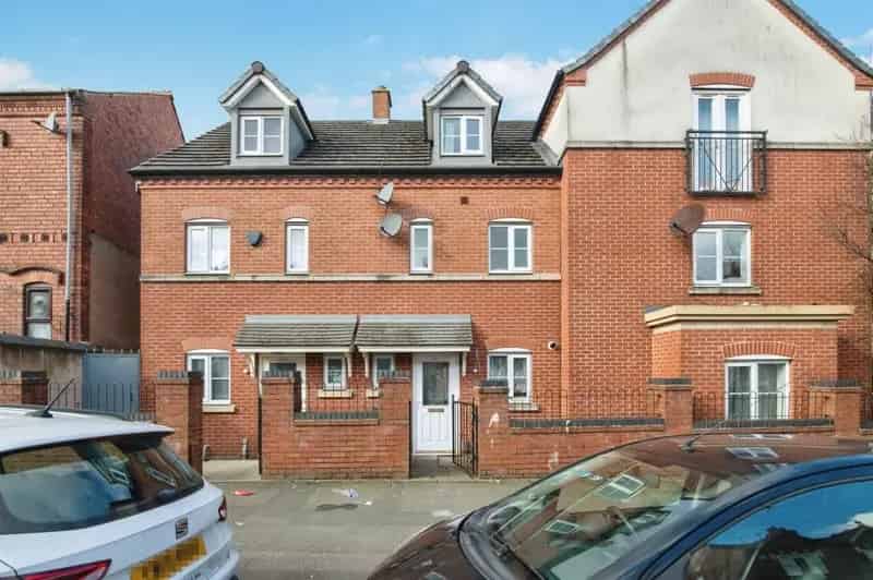 3 Bed House Near Birmingham City Centre