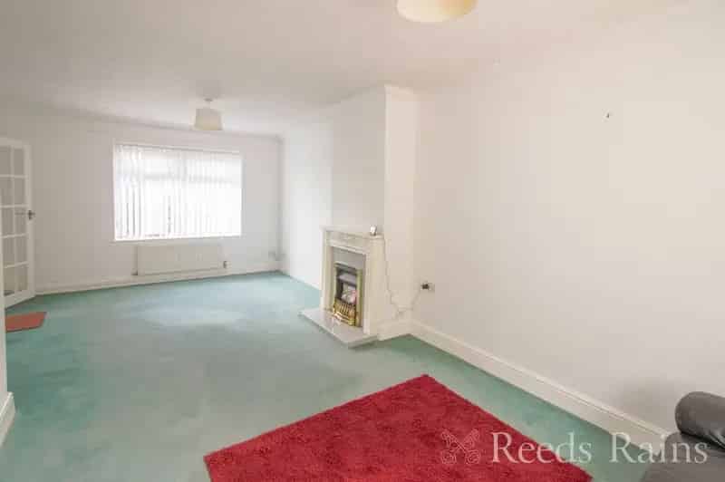 3 Bedroom Semi Detached House for Sale Ellesmere Port