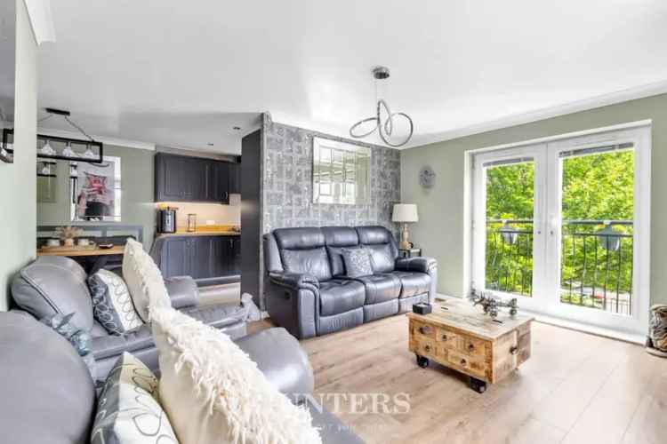 2 Bedroom Flat For Sale - Well Maintained Apartment