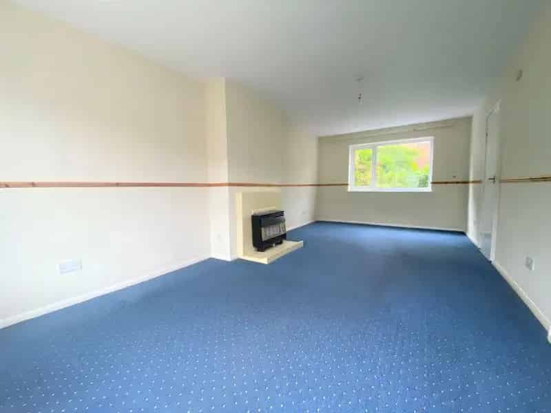 3 Bedroom Terraced House Exeter Beacon Heath No Onward Chain