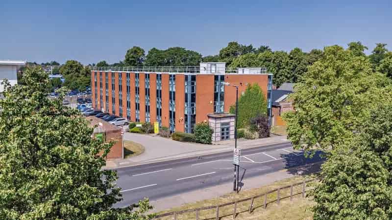 Modern Office Building near High Street with Parking