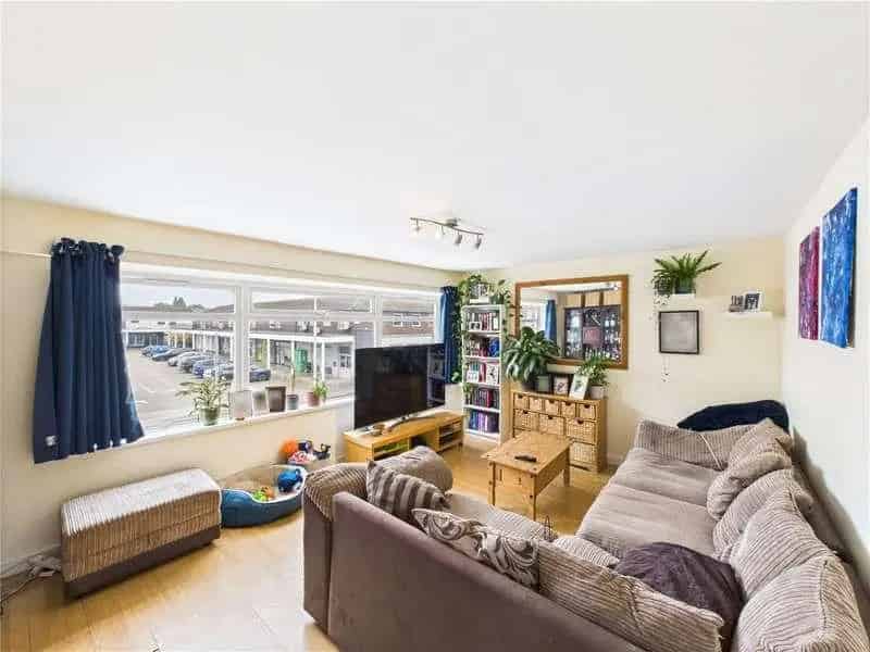 2 Bed Flat for Sale in St Thomas