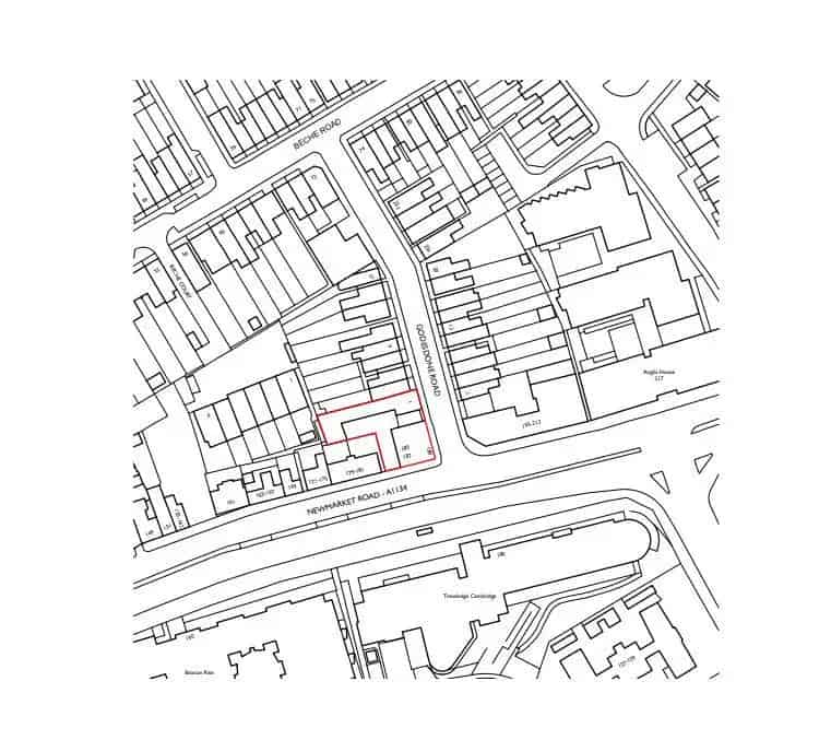 12 Bedroom Property with Land for Sale