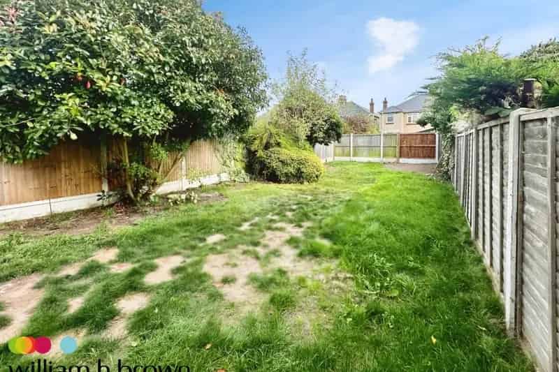 Three Bedroom House Carrs Road Zero Deposit Available