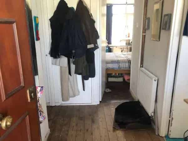 Spacious Flat Near Victoria Park, London