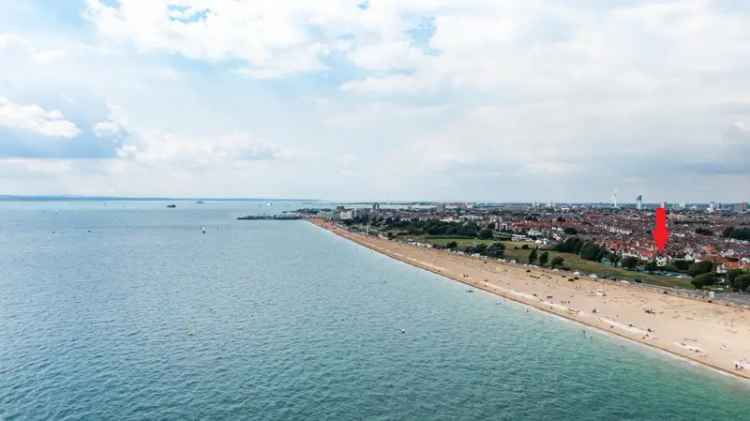 3 Bedroom Seafront Penthouse Apartment For Sale