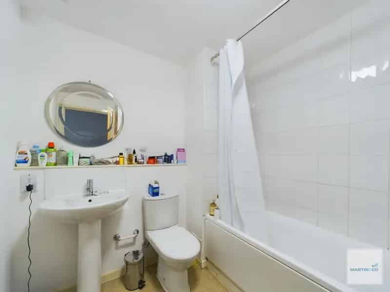 1 Bedroom Flat For Sale Investment Opportunity Over 11 Yield