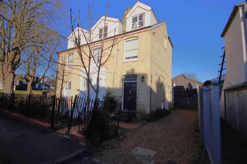 1 Bedroom Flat to Rent