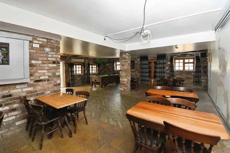 Country Pub with Owners Accommodation in Friskney