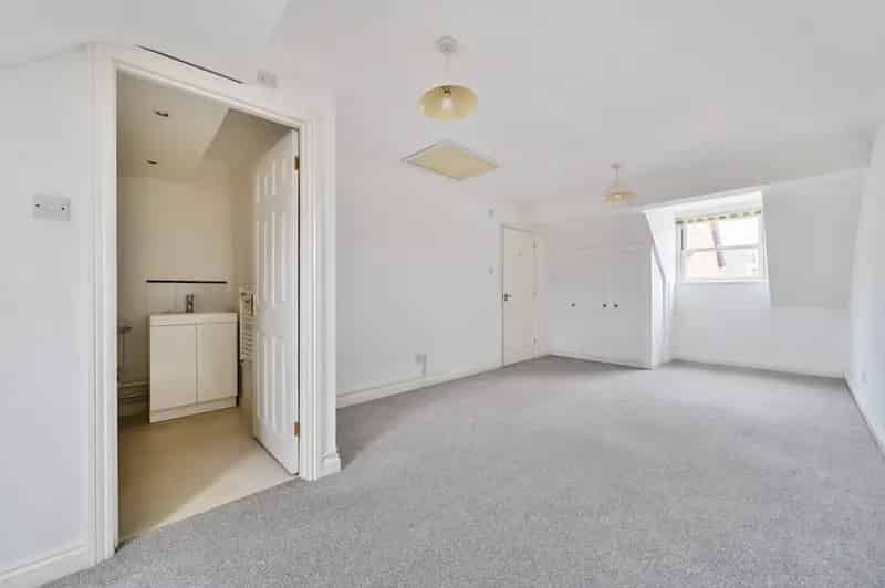 3 Bedroom Townhouse for Sale Near City Centre