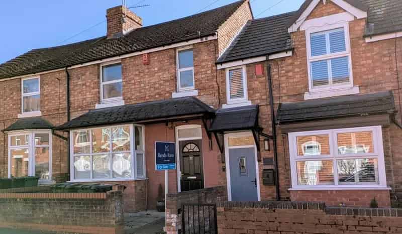 3 Bedroom Mid Terrace House for Sale Evesham Worcestershire