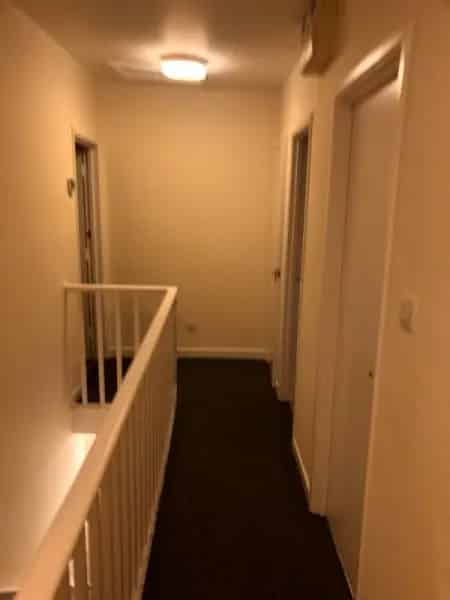 1 Bedroom Flat Near High Street