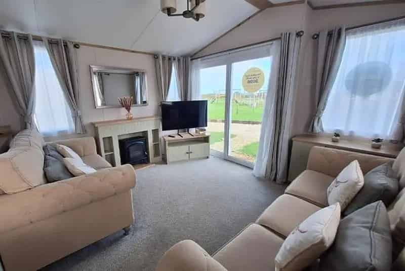 3 Bedroom Park Home for Sale