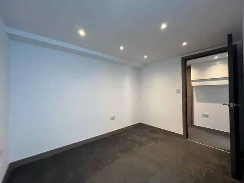 2 Bedroom Apartment Available Now