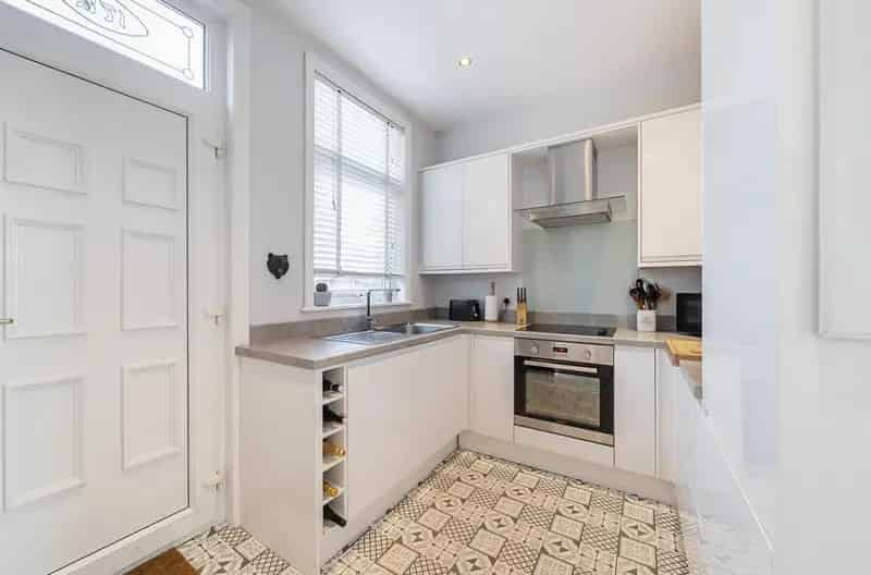 2 Bedroom House For Sale in Horsforth