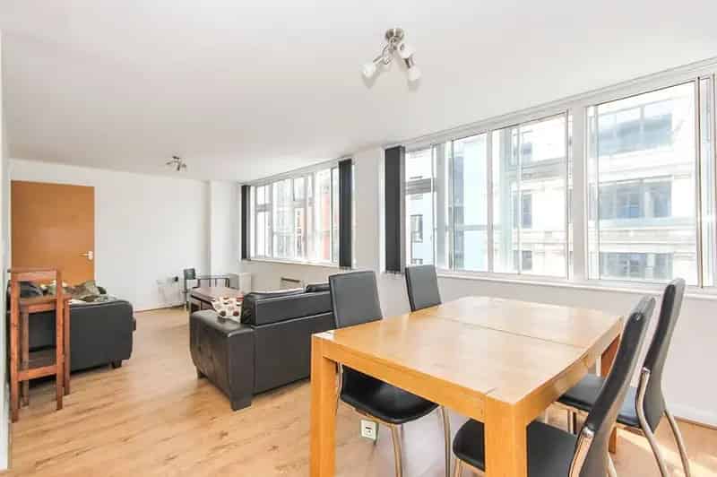 2 Bed Flat for Sale Manchester M4 Northern Quarter Cash Buyers