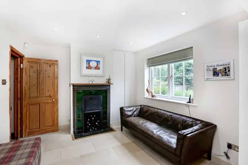 4 Bedroom Detached House to Rent in Henley-on-Thames