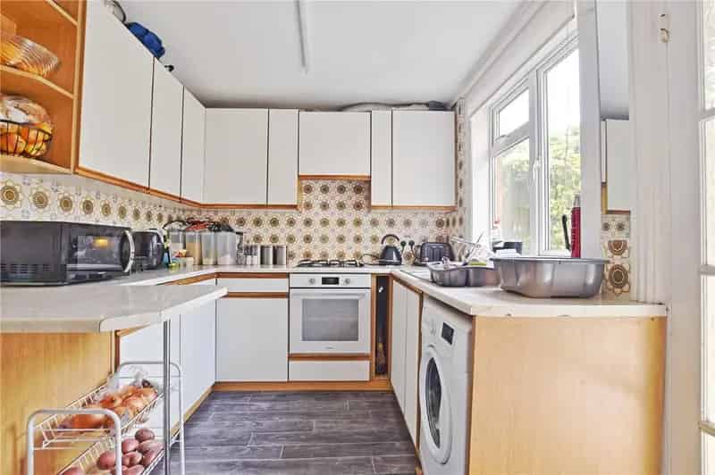 2 Bed Property for Sale