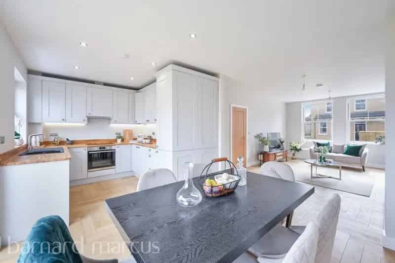 House For Sale , London, England