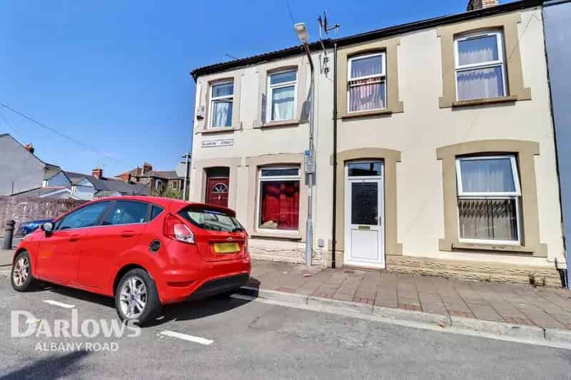 2 Bedroom End of Terrace House for Sale