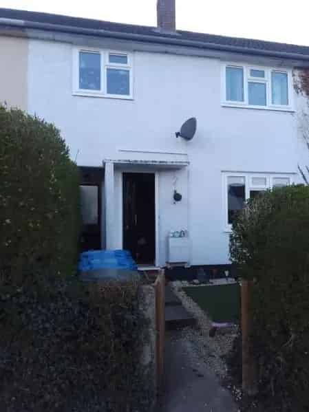 3 Bedroom House Near Woods and Primary School