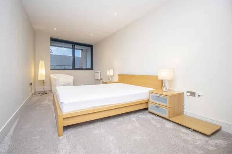 1 bedroom Flat
 To Let